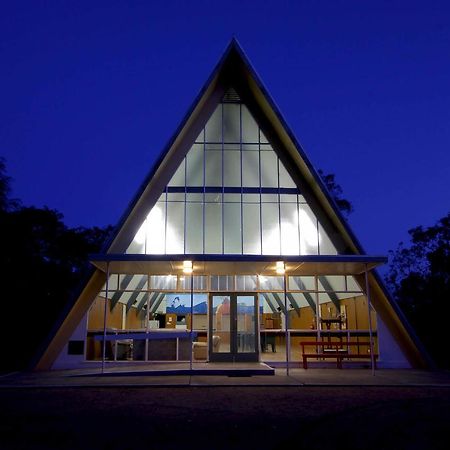 The Abbey Raymond Island Motel Exterior photo